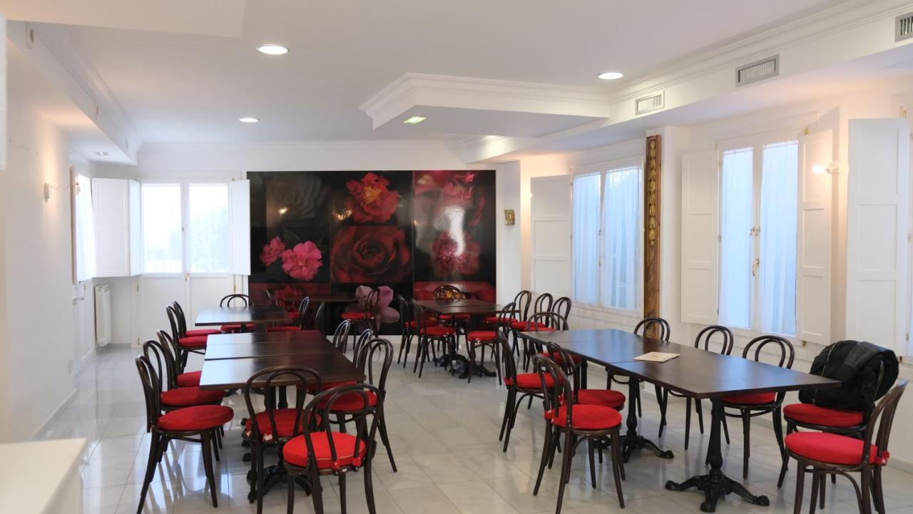 Hotel La Casa De Las Camelias Busto المظهر الخارجي الصورة