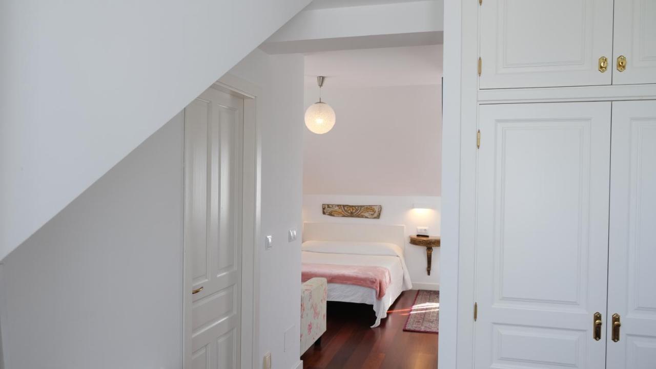 Hotel La Casa De Las Camelias Busto المظهر الخارجي الصورة